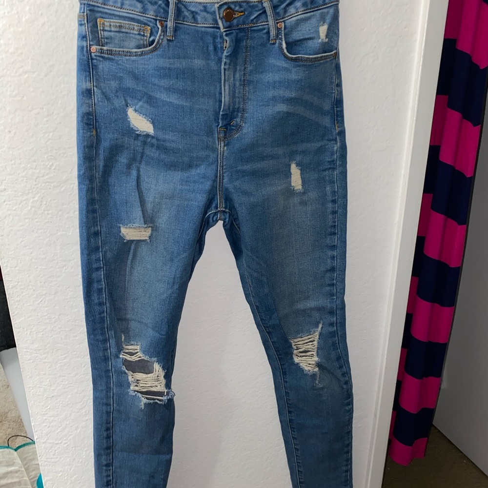 Ripped jeans